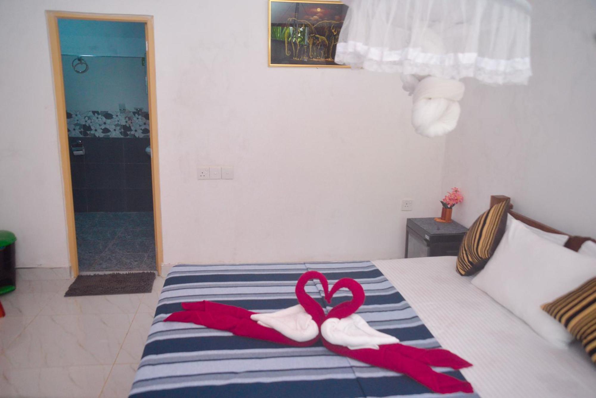 Tropical Garden Homestay Pidurangala Sigiriya Luaran gambar