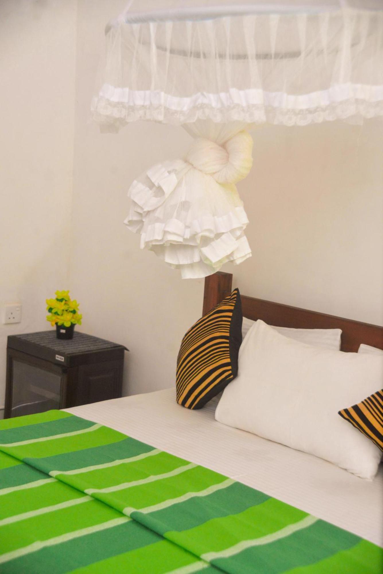 Tropical Garden Homestay Pidurangala Sigiriya Luaran gambar